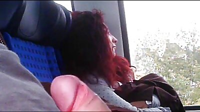 Această curvă slabă de abanos preferă sexul în public și este bătută