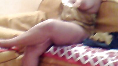 O curvă căreia îi place să tragă un cocoș primește un tratament facial în cele din urmă