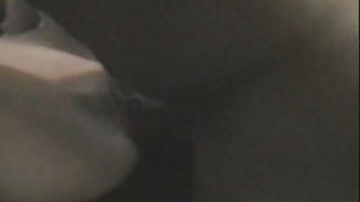Milf și unui adolescent le place să împărtășească totul, inclusiv iubiții lor