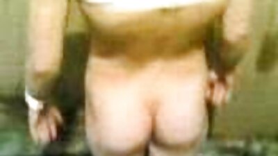 Soțul bogat a dispărut, așa că o soție curvă are nevoie de penisul lui Cook